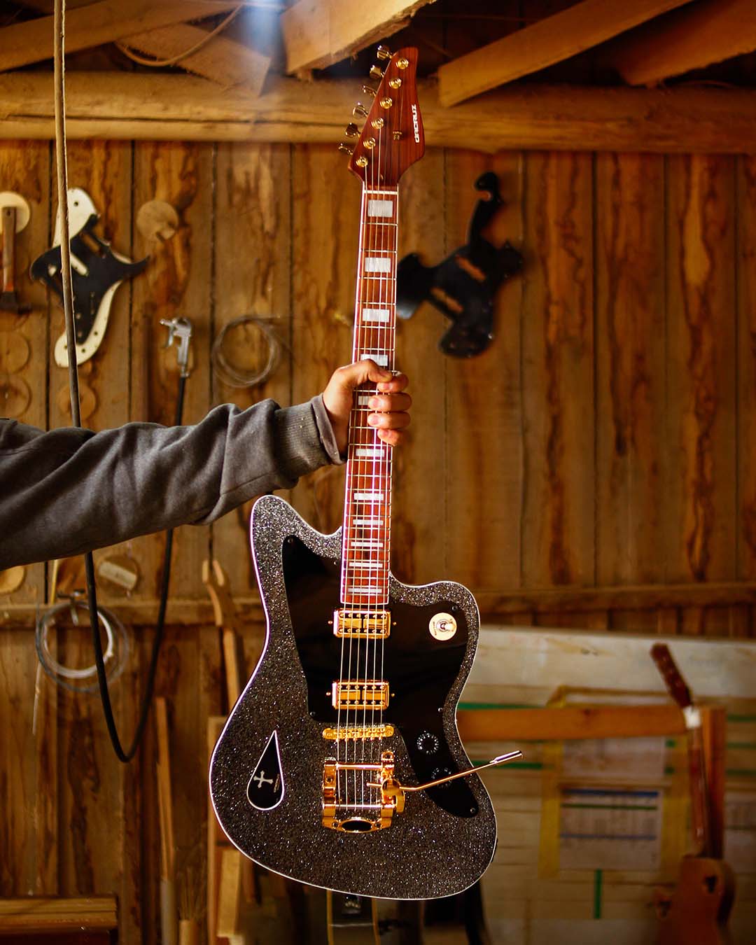 Fala, pessoal! Saindo daqui essa Jazz Master Sparkle Gray inspirada na Signature @fernandinhoepa (2)